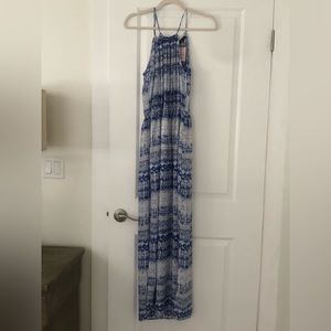 J. Robert’s Spring Boho chic white and blue halter maxi dress size medium